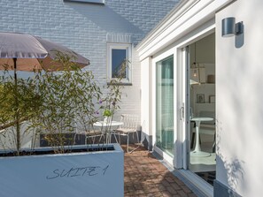 House | Exterior - Holiday Home Near Beach in Zeeland (Oostkapelle)