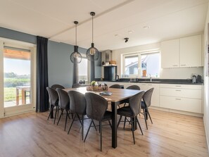 House | Dining - Detached Villa With View, Garden and Privacy (Scherpenisse)