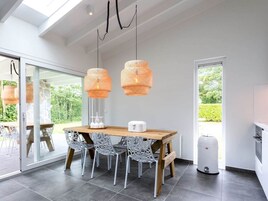 House | Dining