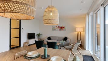 Apartment | Dining