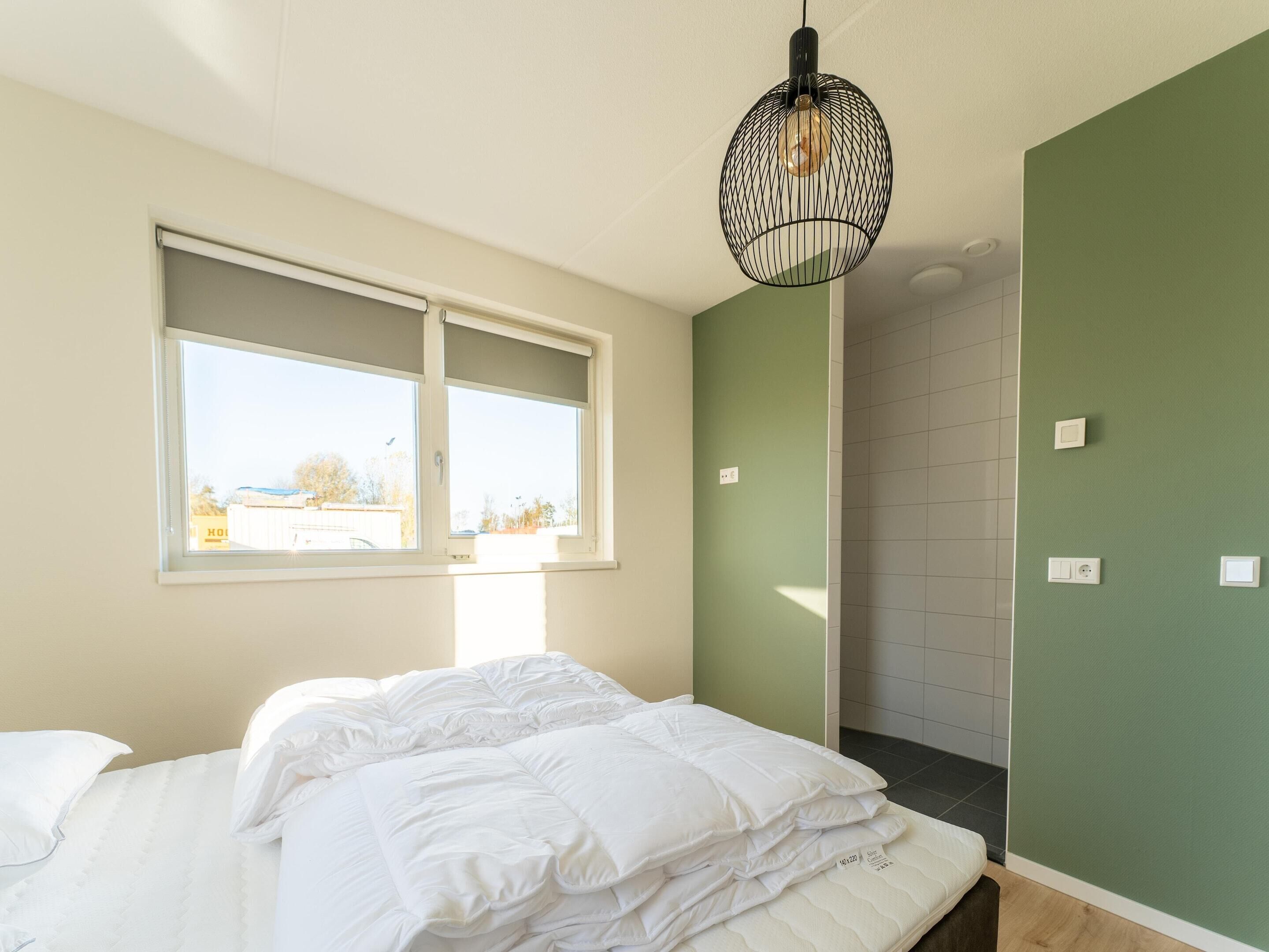 3 bedrooms, individually furnished, bed sheets