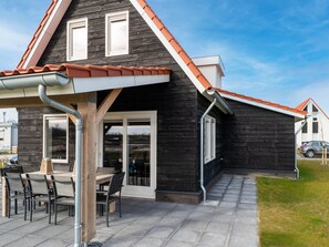 House | Exterior