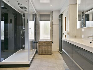 Ferienhaus | Badezimmer