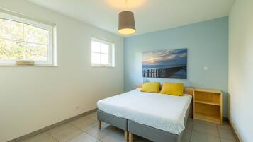 House | 2 bedrooms, individually furnished, bed sheets