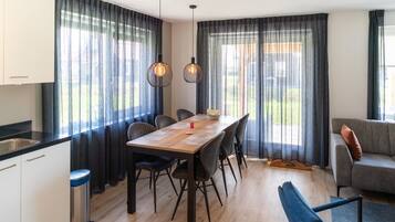 House | Dining