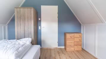 Rumah | 3 kamar tidur dan dilengkapi dengan perabotan berbeda-beda