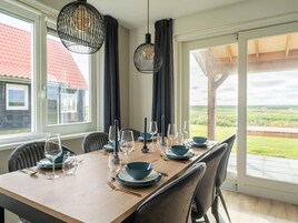 House | Dining