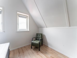 3 bedrooms, individually furnished, bed sheets
