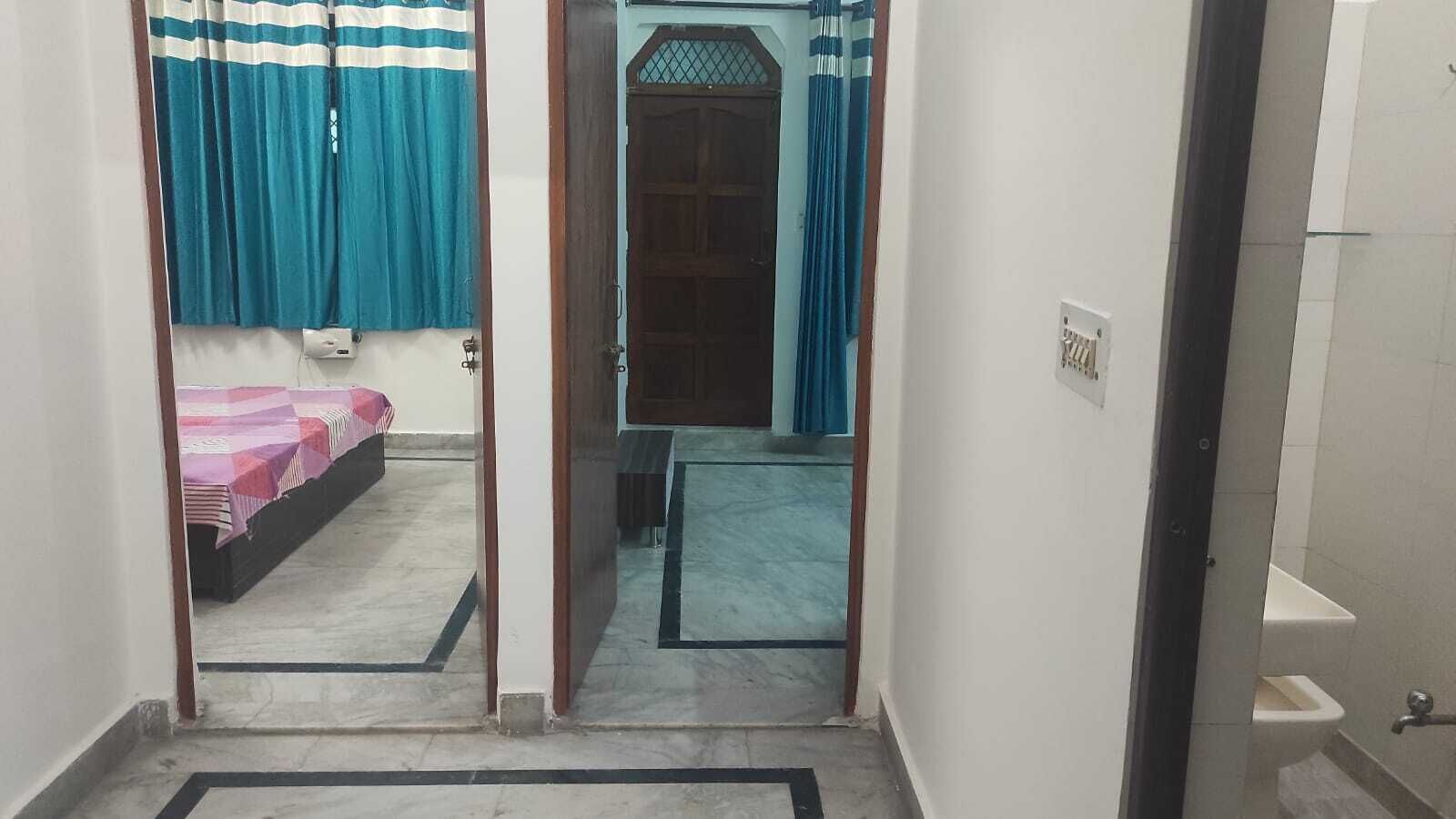 1 bedroom, desk, free WiFi, bed sheets