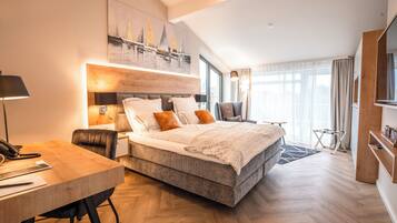 Panoramic Double Room | 1 bedroom, premium bedding, in-room safe, individually decorated