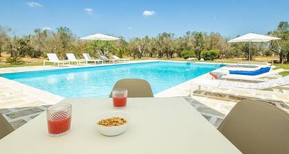 Villa Matidia: A welcoming villa surrounded by the greenery, with Free WI-FI.