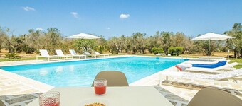 Villa Matidia: A welcoming villa surrounded by the greenery, with Free WI-FI.
