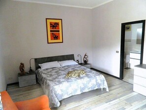 3 chambres, accès au Wi-Fi (inclus), literie fournie