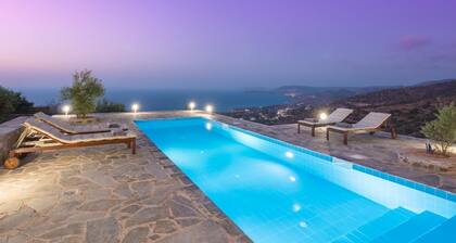 Villa Isidora - Stunning Stylish 3-bedroom Villa