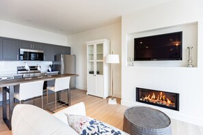 صورة غير مصنفة، 4 من 33، زرّ