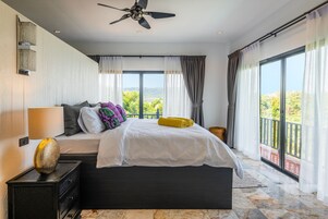 4 habitaciones, escritorio, tabla de planchar con plancha y wifi gratis 