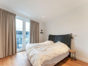 Hus | 3 sovrum, unika möbler och sängkläder