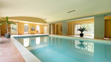 Biệt thự | Hồ bơi | Hồ bơi trong nhà, hồ bơi ngoài trời