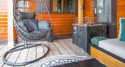 Ibiza Style Chalet With Lounge Terrace