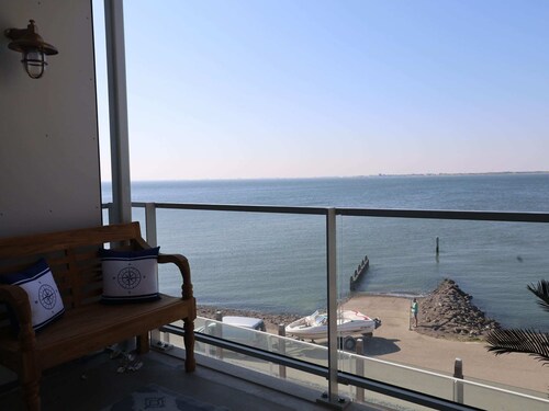 Modern Retreat With Private Sauna