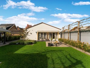 House | Exterior