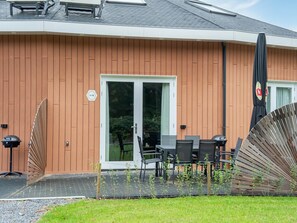 Balcony - Holiday Home in Goirle With Sauna (Goirle)