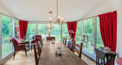 Beautiful Holiday Home in Baarle-nassau With Garden