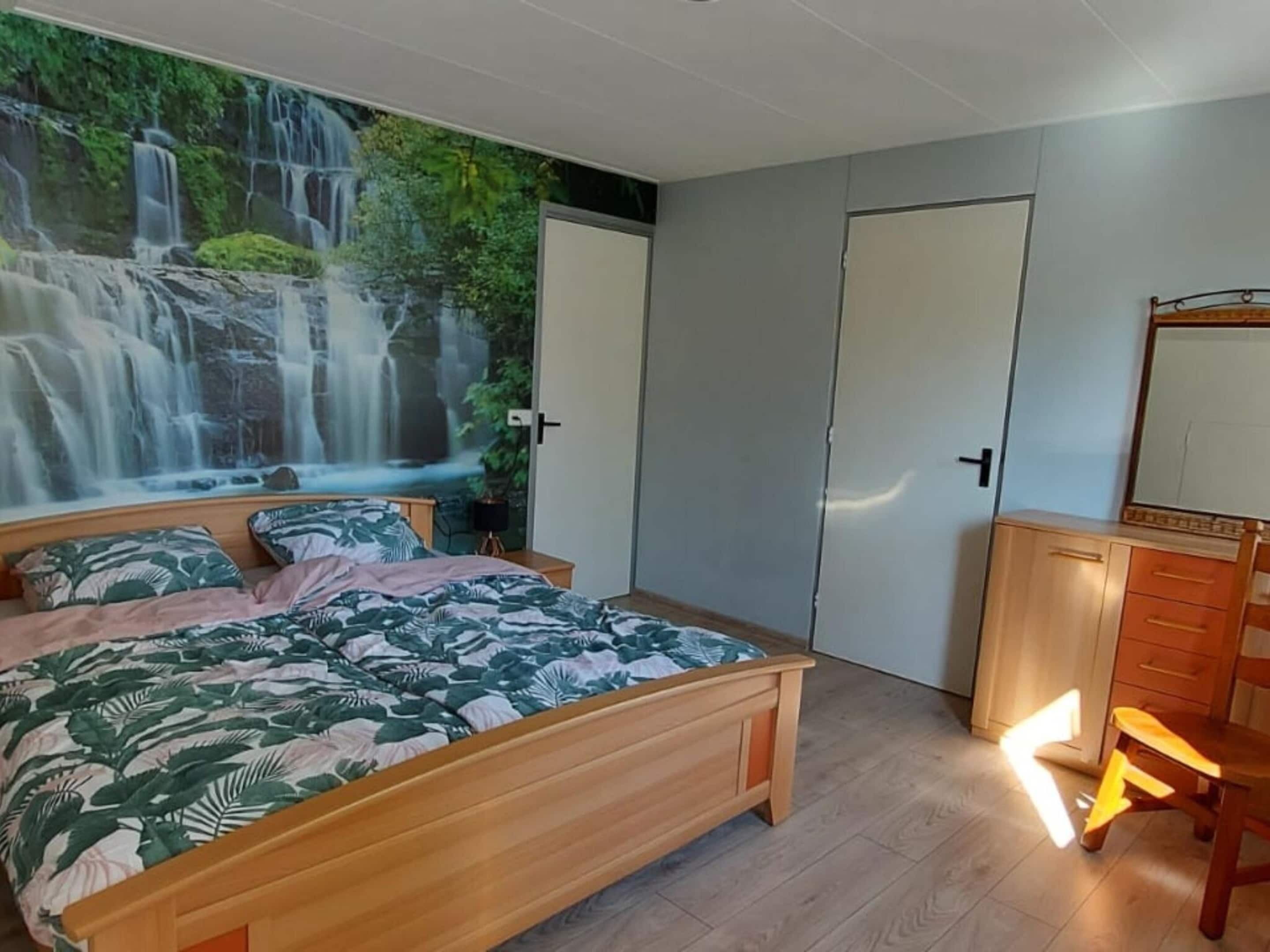 House | 4 bilik tidur, dilengkapkan perabot secara berasingan, cadar katil 