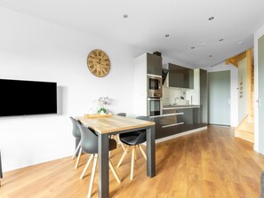 บ้านพัก | ร้านอาหาร