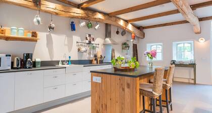 Farmhouse in Elsendorp With Garden