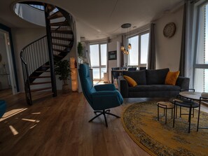 Apartment | Living room - Apartment in Scherpenisse by Oosterschelde (Scherpenisse)