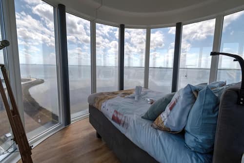 Apartment | 2 Schlafzimmer, Bügeleisen/Bügelbrett, individuell eingerichtet