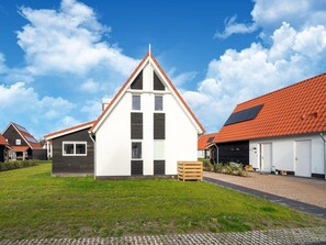 House | Exterior - Zeeland Getaway Near Beach (Scherpenisse)