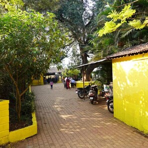 Interior entrance - Gunjan Farms - Resort And Camping (Pune)