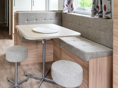 Relaxing Holiday Chalet by the Water in Grou