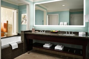Shower, jetted bath, hair dryer, towels - Westin Ka'anapali - Beautiful Resort On The Beach! Family Friendly! Island View! (Lahaina)