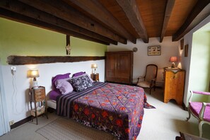 4 sovrum, strykjärn/strykbräda, gratis wi-fi och sängkläder