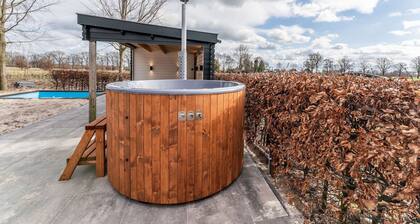 Spacious Farmhouse in Silvolde With Garden