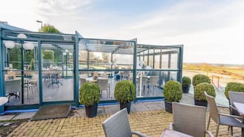 Cottage | Balcony