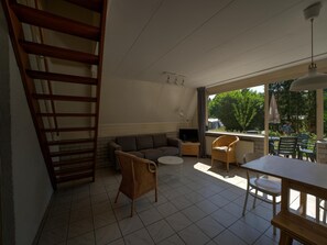 House | Living room - Holiday Home in Eerbeek With Terrace (Eerbeek)