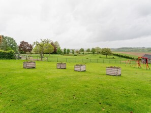 View from property - Cottage in Ubachsberg With Scenic Hills (Voerendaal)