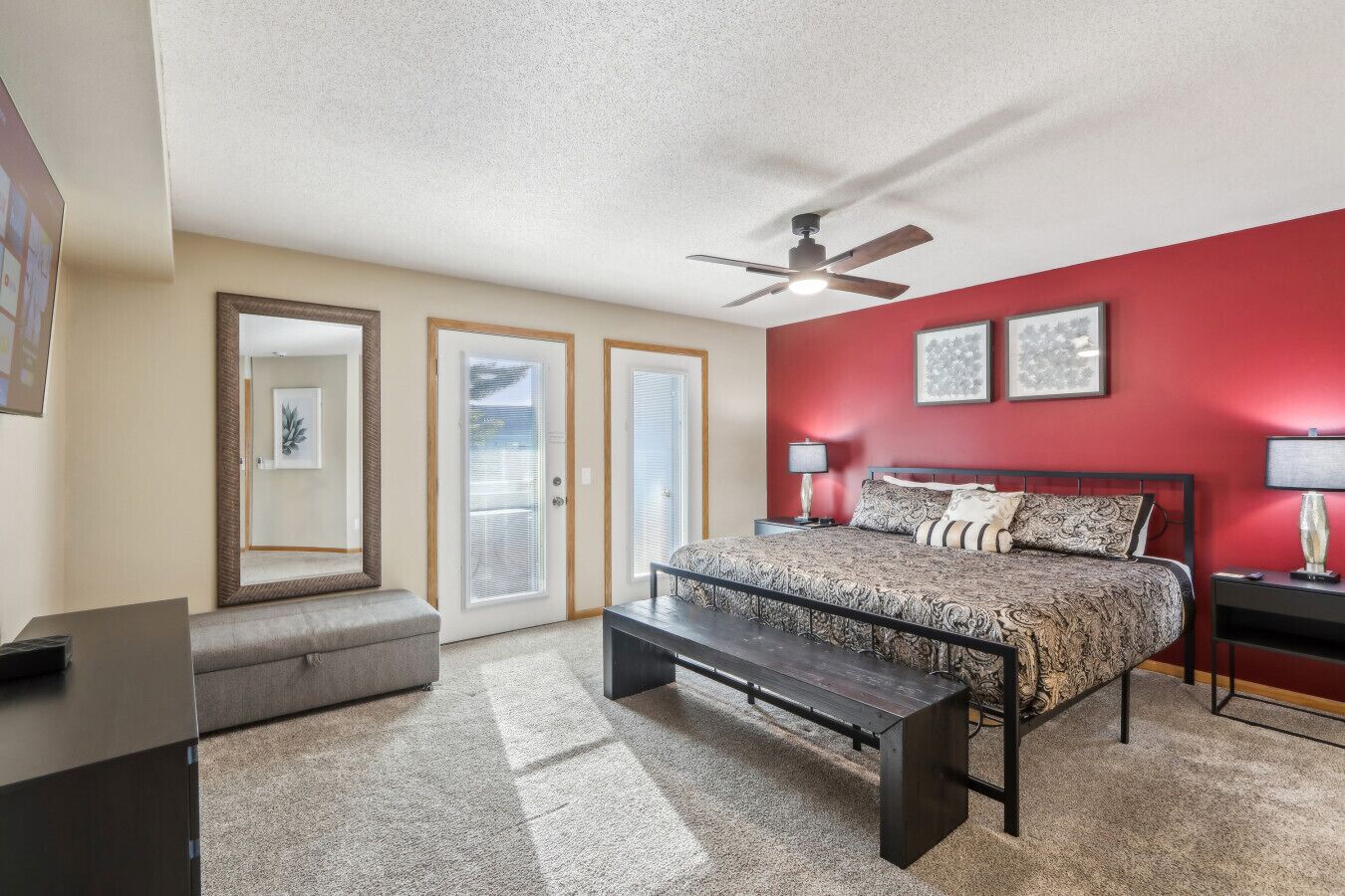 2 bedrooms, iron/ironing board, WiFi (free), bed sheets