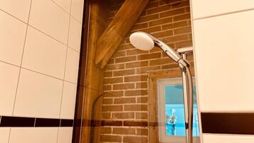 House | Bathroom