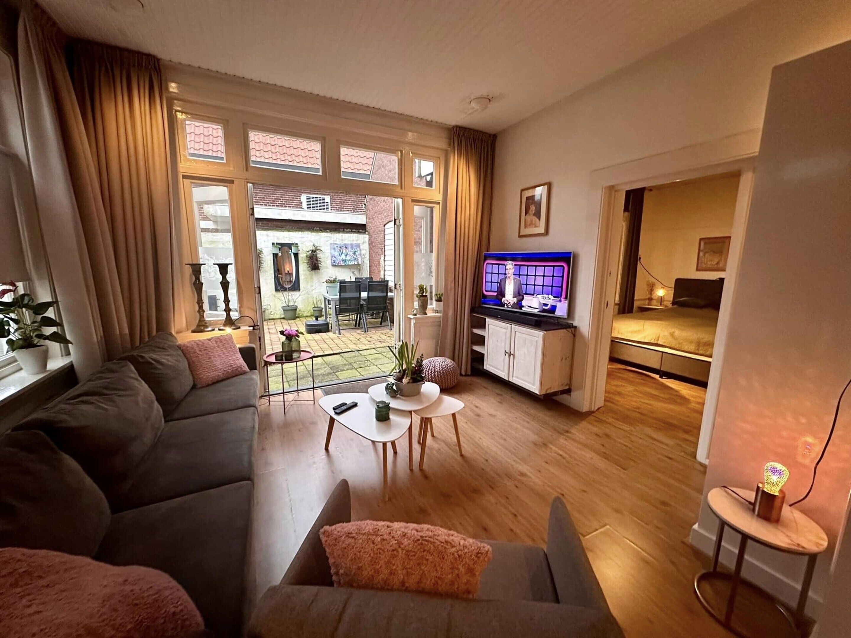 Apartment | Living area