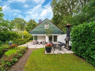 Holiday Home in Reutum With Pond and Trails