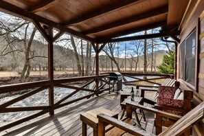Terrace/patio - A Sweet Retreat | Blue Ridge, GA (Blue Ridge)