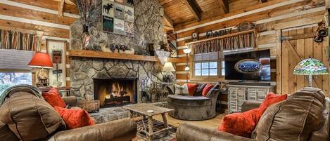 Smart TV, fireplace