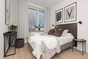 Apartment, 1 Bedroom, Balcony | 1 bedroom, bed sheets - Bracka Fashion Apartment by Renters (Warsaw)