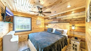 5 Schlafzimmer, Schreibtisch, Bügeleisen/Bügelbrett, kostenloses WLAN