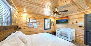 5 chambres, fer et planche à repasser, Wi-Fi gratuit, draps fournis